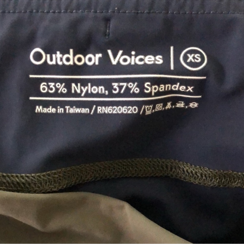 Outdoor Voices Green and Blue Performance Leggings - Picture 7 of 7